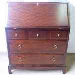 8840-stag-bureau